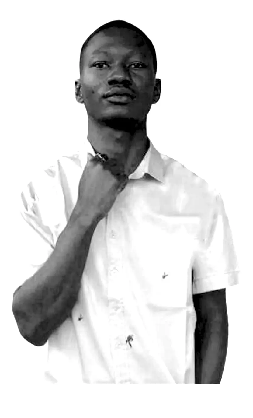 Faruq Olasupo - Graphic Designer at Creavex Tech